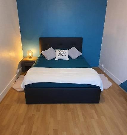 Appart Cosy Idealement Situe Gennevilliers Exterior foto