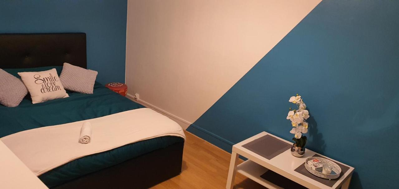 Appart Cosy Idealement Situe Gennevilliers Exterior foto